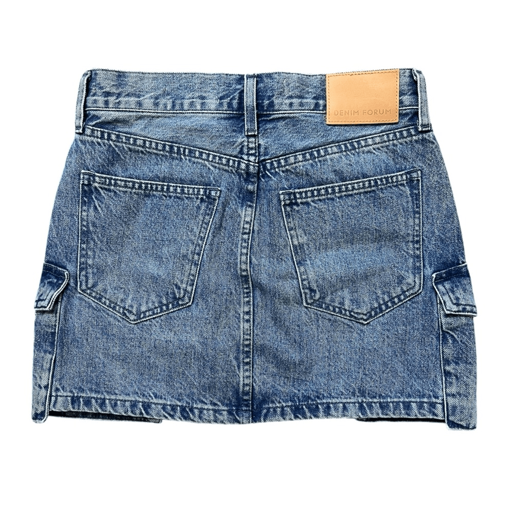 Aritzia Denim Forum The '90s Cargo Mini Denim Skirt Size 23