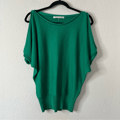 Trina Turk Cold Shoulder Short Sleeve Sweater in Green Size Small