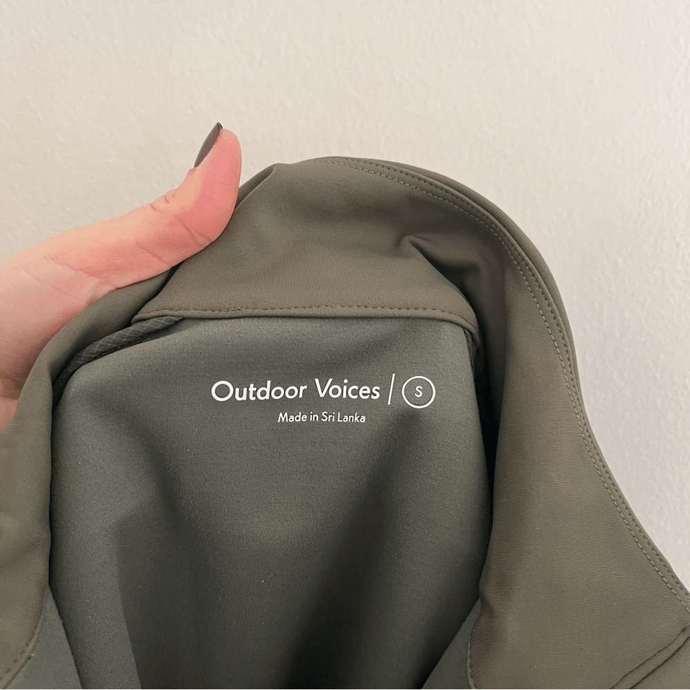 Outdoor Voices Frostknit Pullover Hoodie in Olive Green NEW Size Small