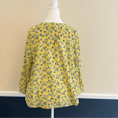 Talbots Floral Blouse Bandana Print Bell Sleeve Size Large Petite Popover