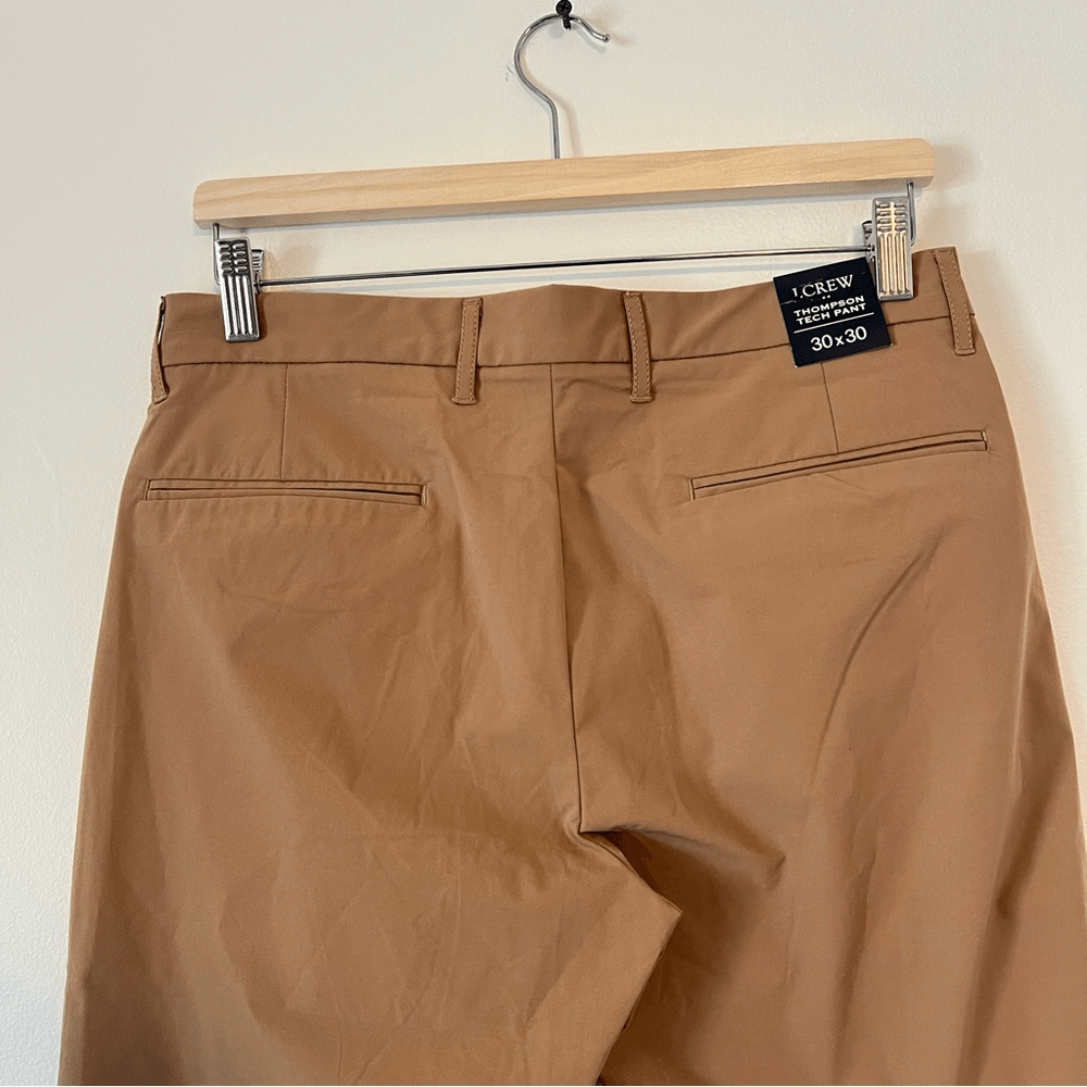 J. Crew Thompson Tapered Tech Chino Pants in Tan NEW Size 30x30
