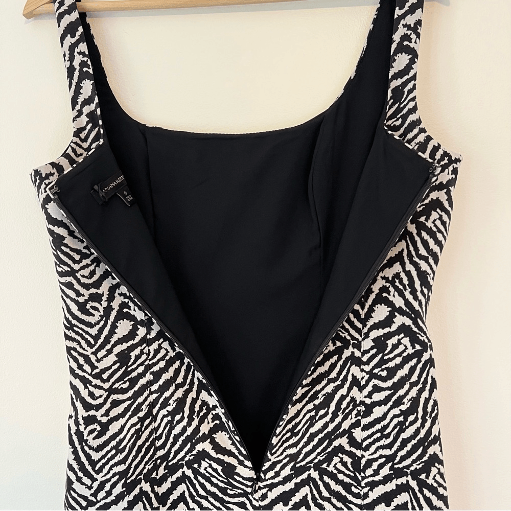 Banana Republic Sloan Zebra Print Square Neck Stretch Sheath Dress Size 6