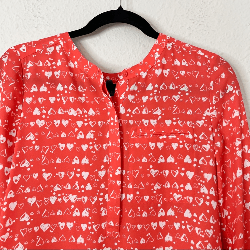 NYDJ Heart Prrinted Half Placket 3/4 Sleeve Blouse Size XS