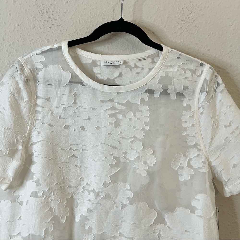 Equipment Riley Tee Silk Sheer Floral Blouse Top NEW in White Small Short Sleeve
