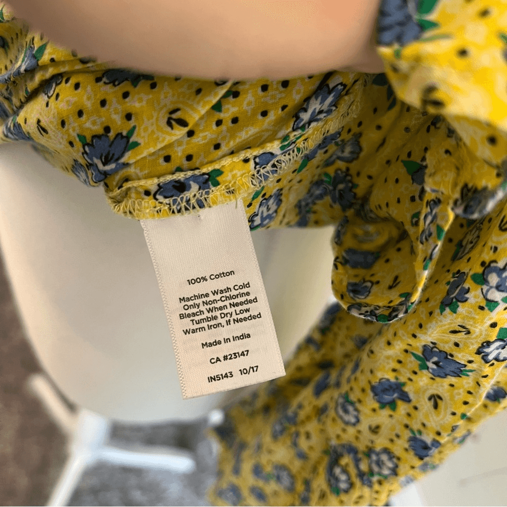 Talbots Floral Blouse Bandana Print Bell Sleeve Size Large Petite Popover