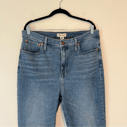 Madewell The Perfect Vintage Straight Jeans Size 33 Medium Wash