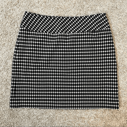 Ann Taylor LOFT Geometric Print Mini Skirt Size 8 Petites