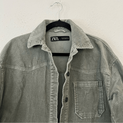 Zara Corduroy Shacket Jacket in Green Size Small