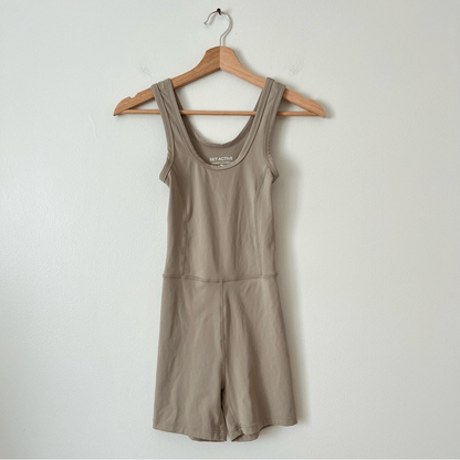 Set Active Sport Body One Piece in Desert Bodysuit Romper Size Small