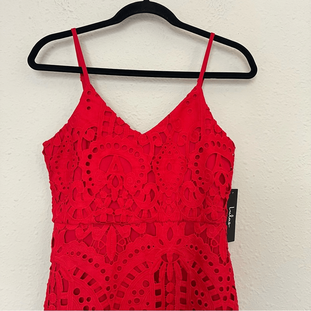 Lulu's Perfect Love Red Lace Eyelet Mini Dress NEW Size Medium