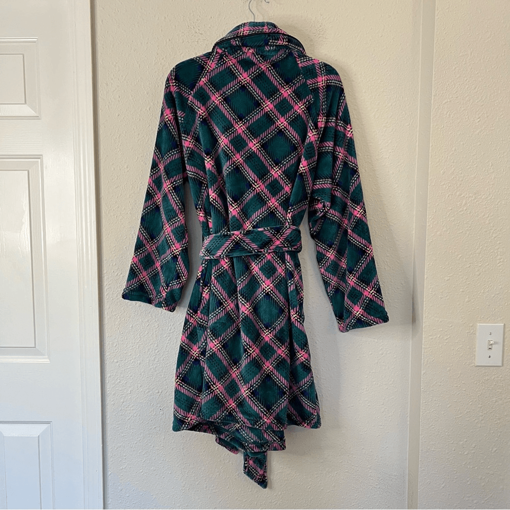 Victoria’s Secret Plaid Plush Velour Plaid Robe NEW Size M/L