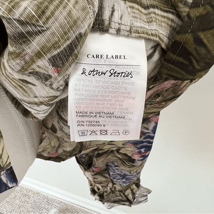 Los Angeles Atelier & Other Stories Voluminous Frilled Blouse Large Linen