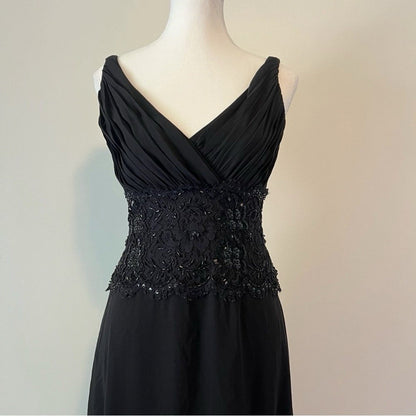 Tadashi Shoji Sequin 100% Silk Chiffon Gown Maxi Dress in Black Size 4