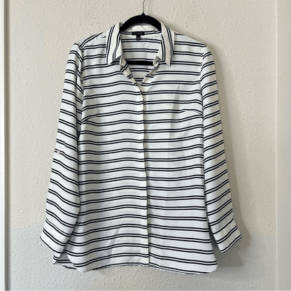 Talbots Boyfriend Button Down Shirt Blouse Striped Size Medium