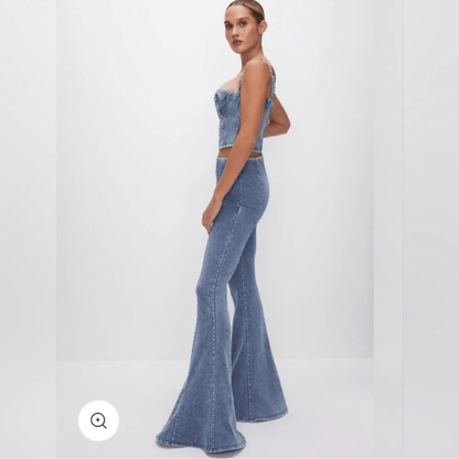 Good American Soft Sculpt Pull-On Extreme Flare Jeans Size XS