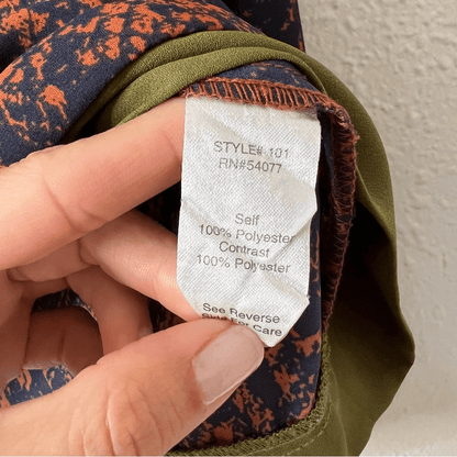 Cabi Animal Print Long Sleeve Blouse Size Small