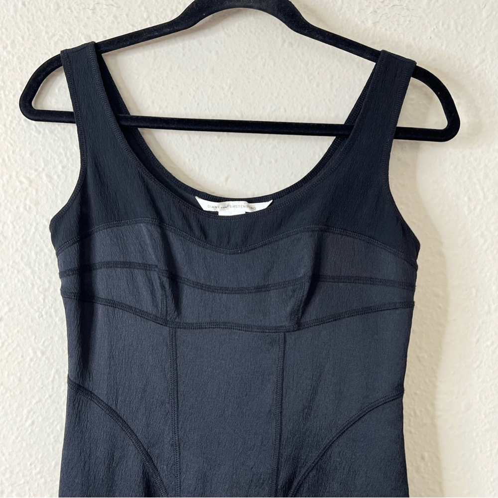 DVF Diane Von Furstenberg Sleeveless Silk Mini Slip Dress in Black Size 2