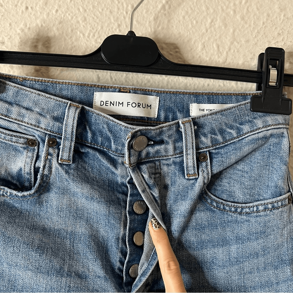 Aritzia Denim Forum The Yoko High Rise Slim Jeans Size 26L