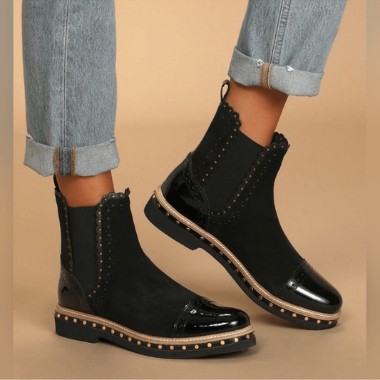 Free People Black Chelsea Boots with Studded Detailing NWOT Size 37,5