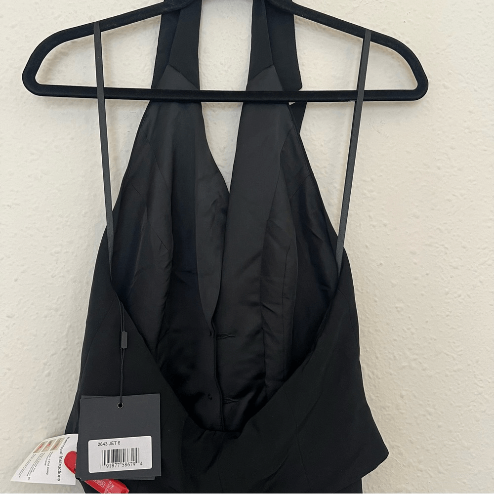 Mac Duggal Black Tuxedo Halter Jumpsuit NEW Size 6 Formal Elegant