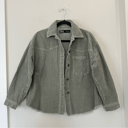 Zara Corduroy Shacket Jacket in Green Size Small