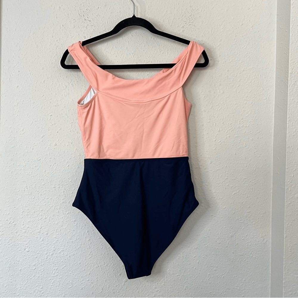 NEW CUPSHE Off Shoulder Lace Front One-Piece Swimsuit Size Medium