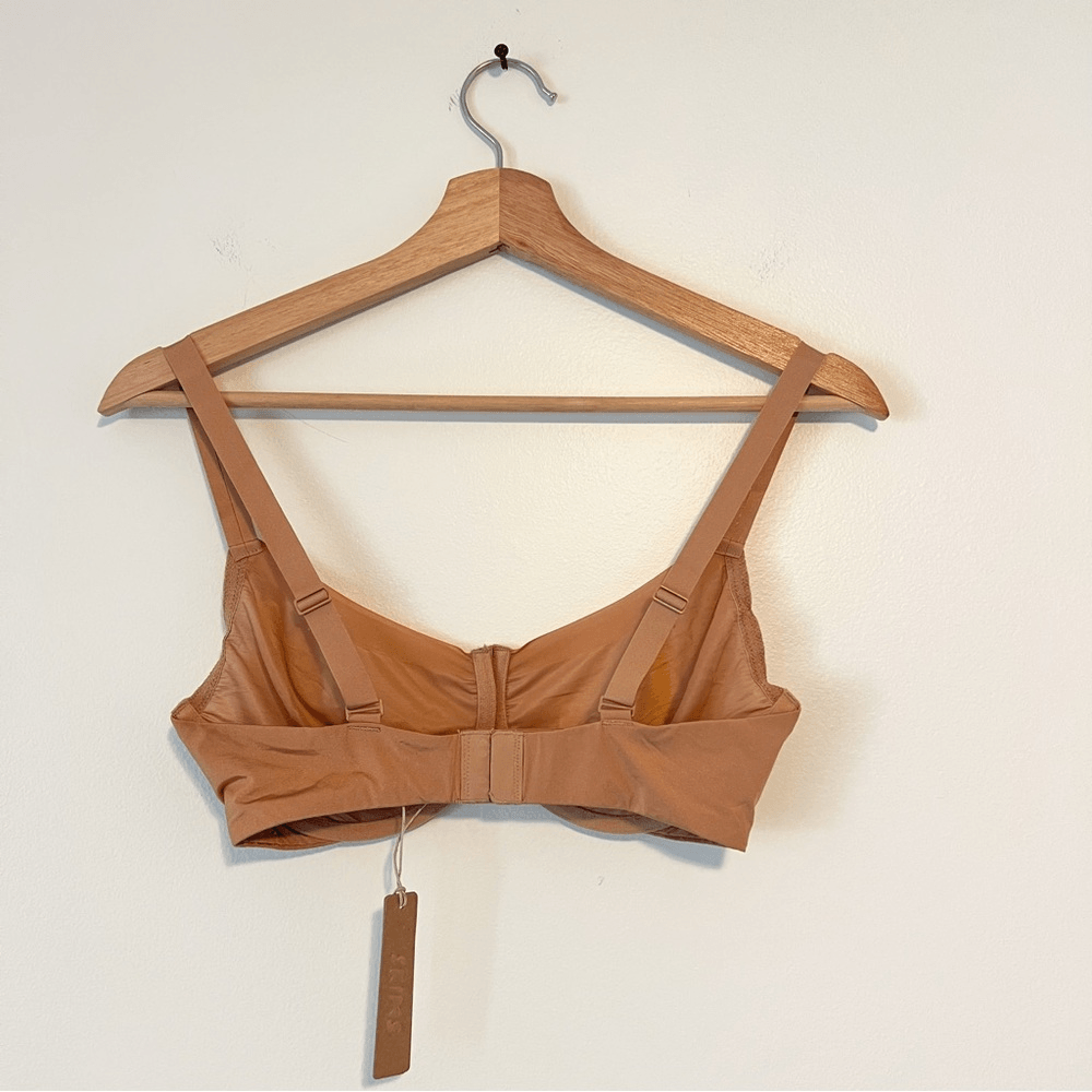 SKIMS No Show Molded Unlined Underwire Demi Bra NEW Nude OCHRE 34DD