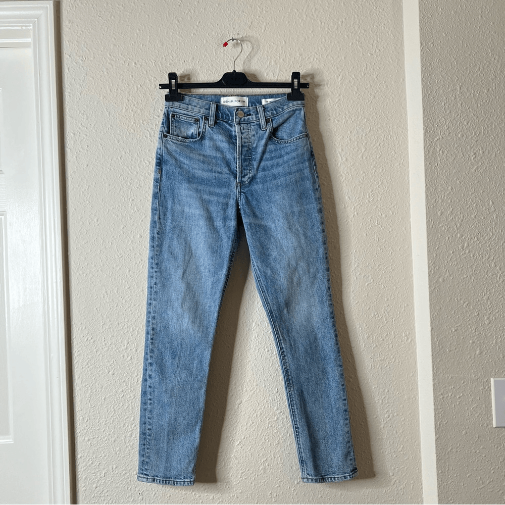 Aritzia Denim Forum The Yoko High Rise Slim Jeans Size 26L