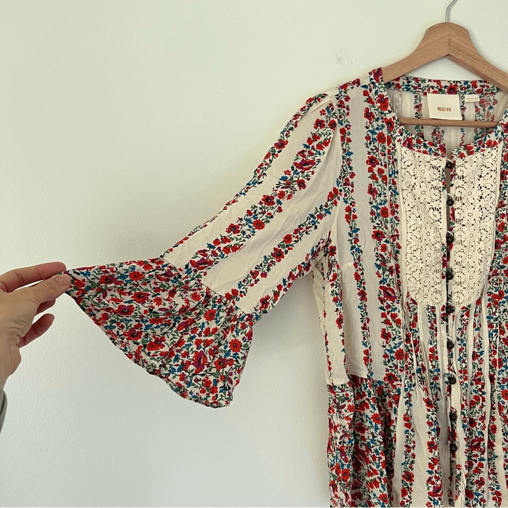 Anthropologie Maeve Hiver Boho Floral & Lace Bell Sleeve Peasant Blouse Size 6