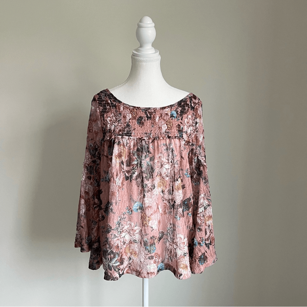 Anthropologie Akemi + Kin Patrizia Floral Lace Blouse Pink Medium Bell Sleeves