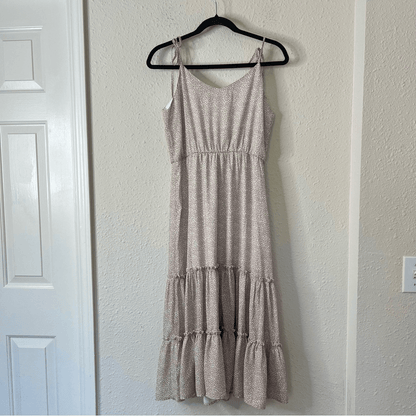 Pink Lily Tiered Midi Dress Size Small in Tan and White