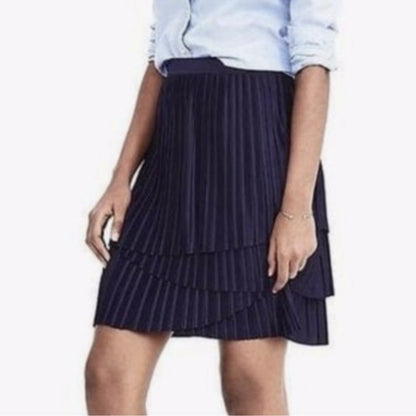 Banana Republic Layered Pleated Navy Blue Mini Skirt NEW Size 14