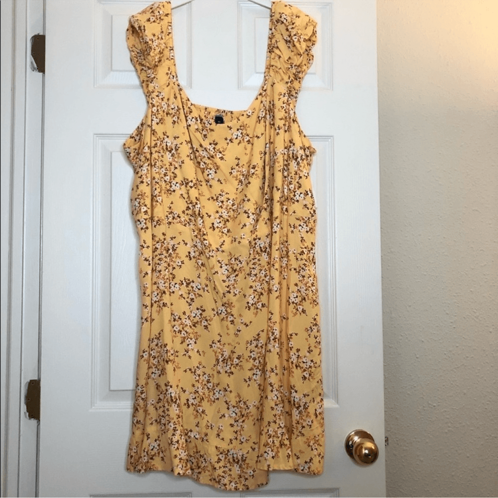 Old Navy Fit and Flare Floral Puff Sleeves Yellow Mini Dress NEW Plus Size 4X