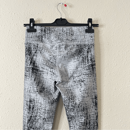 ALO Yoga Tech Lift Airbrush Full-Length Performance Leggings In Crackle Gray S