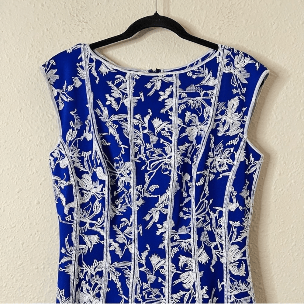 Tadashi Shoji Embroidered Neoprene Mini Dress Size Large