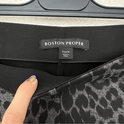 Boston Proper Leopard Animal Print Ponte Pull on Pants Size Medium Gray Black
