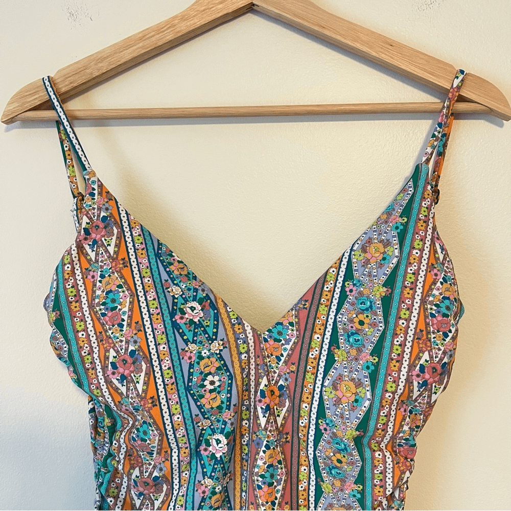 O’Neill Julie Imperial Printed One Piece Swimsuit NEW Size Large