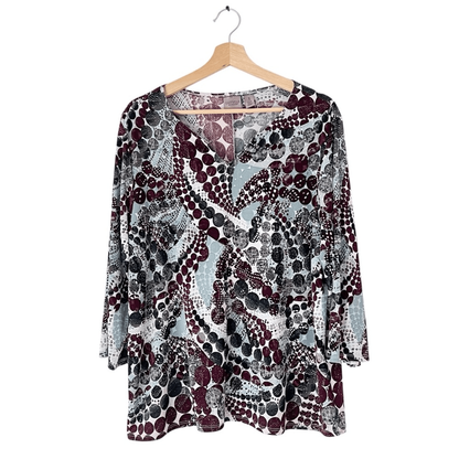 Chico's Easywear Printed V- Neck Blouse Size 3 / XL