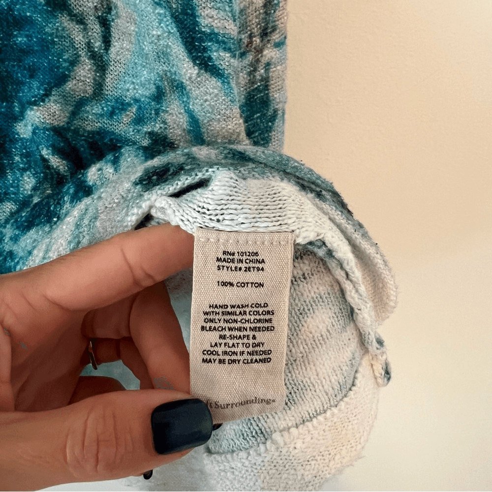 Soft Surroundings V-Neck Sweater Blue Floral Pullover Knit Size Large