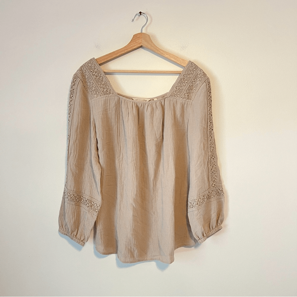 Soft Surroundings Asilah Boho Peasant Blouse in Sand Dune NEW Size Large Tan