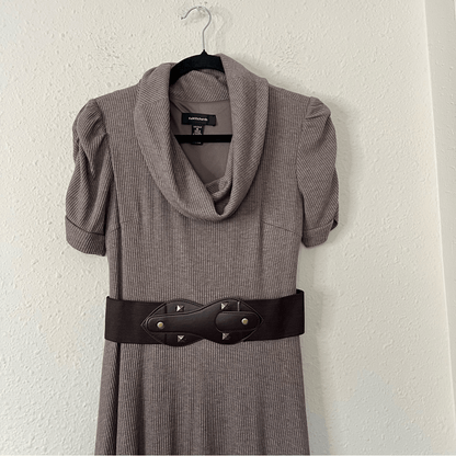 R & M Richards Short Sleeve Midi Dress Size 6