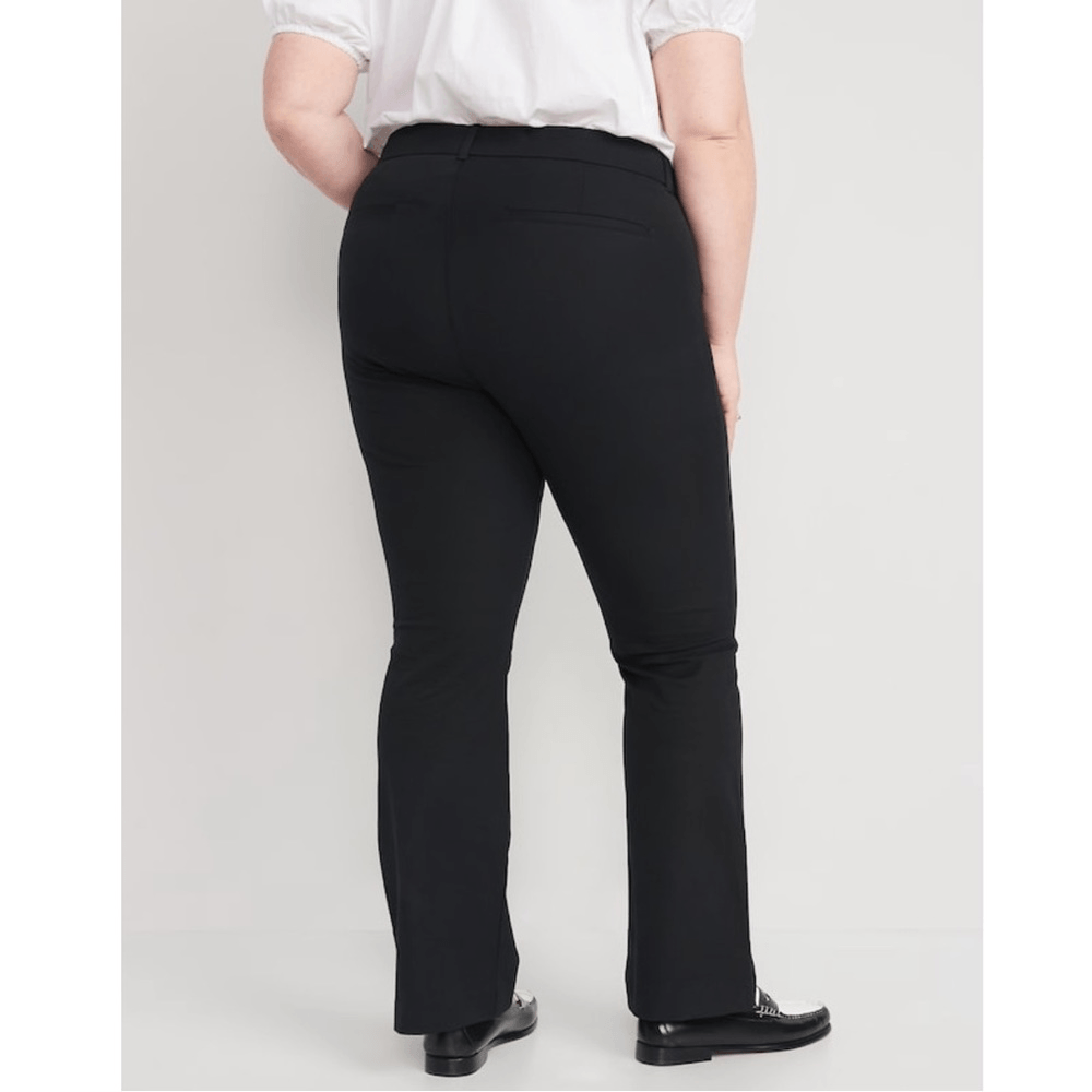 Old Navy High Rise Pixie Flare Pants in Black NEW Plus Size 26