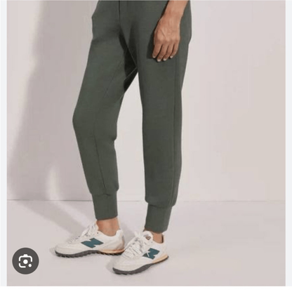 Varley The Slim Jogger Pants Double Soft in Green Size Medium