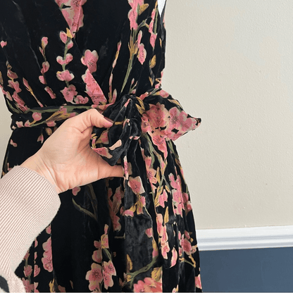 Baltic Born Lennon Velvet Floral Maxi Front Slit Dress in Black NEW Size Medium