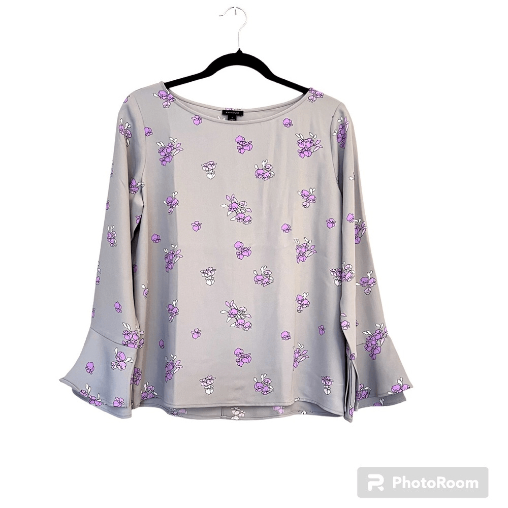 Ann Taylor Lavender Floral Bell Sleeve Blouse Size Small