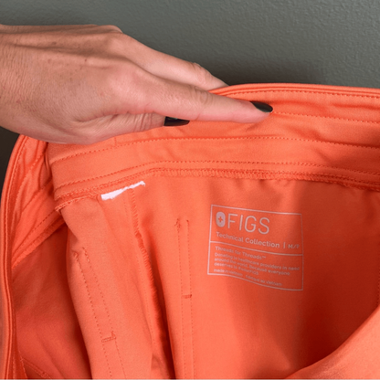 FIGS Zamora Jogger Scrub Pants in Orange Size Medium Petite