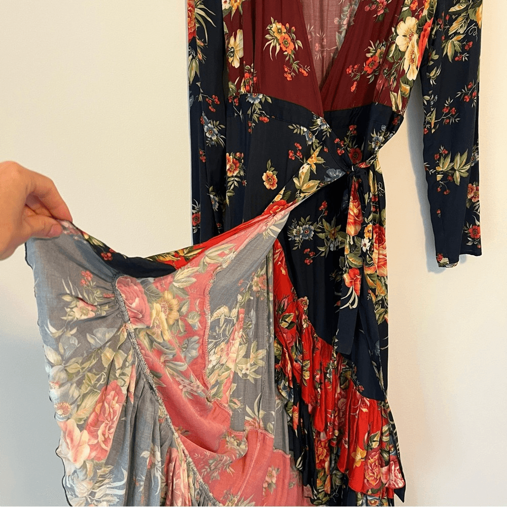 Anthropologie Farm Rio Audrey Wrap Maxi Dress Floral Long Sleeve Size SP