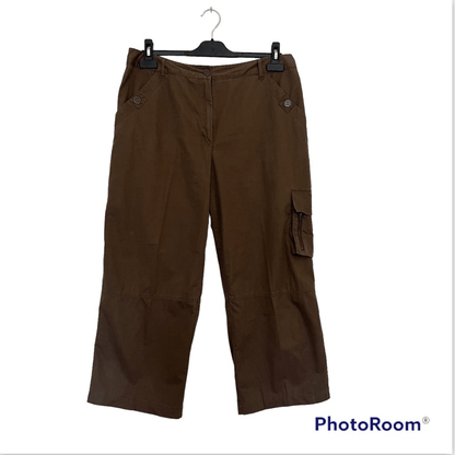Chico’s Cropped Cargo Pants in Brown Size 2/ US 12