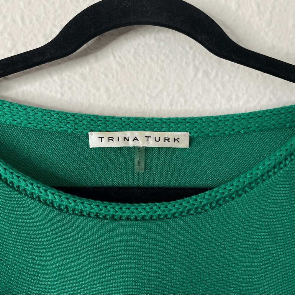 Trina Turk Cold Shoulder Short Sleeve Sweater in Green Size Small