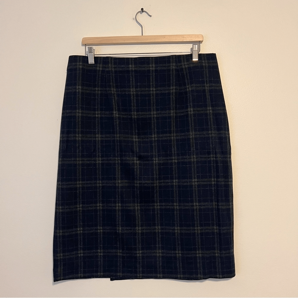 J.Jill Plaid Wrap Front Pull On Skirt NEW Size Medium Stretch Academia Career